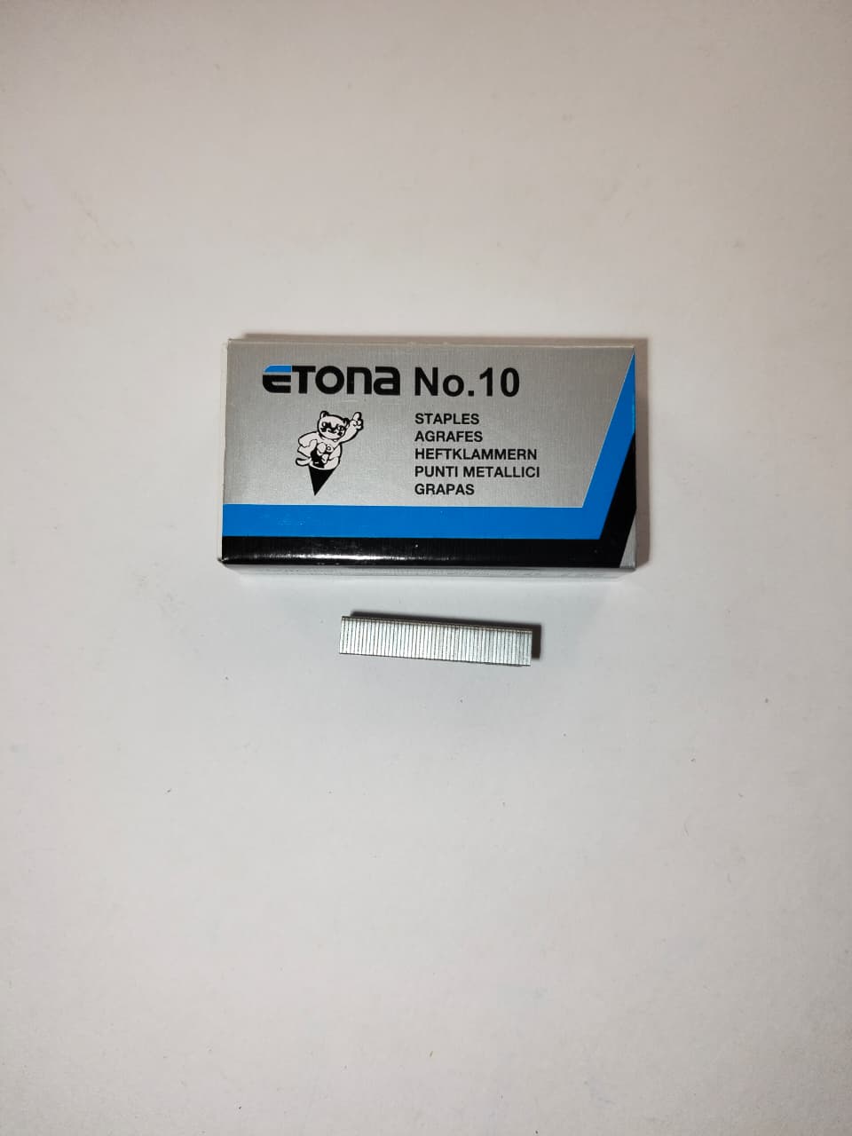 ISI Staples NO 10
