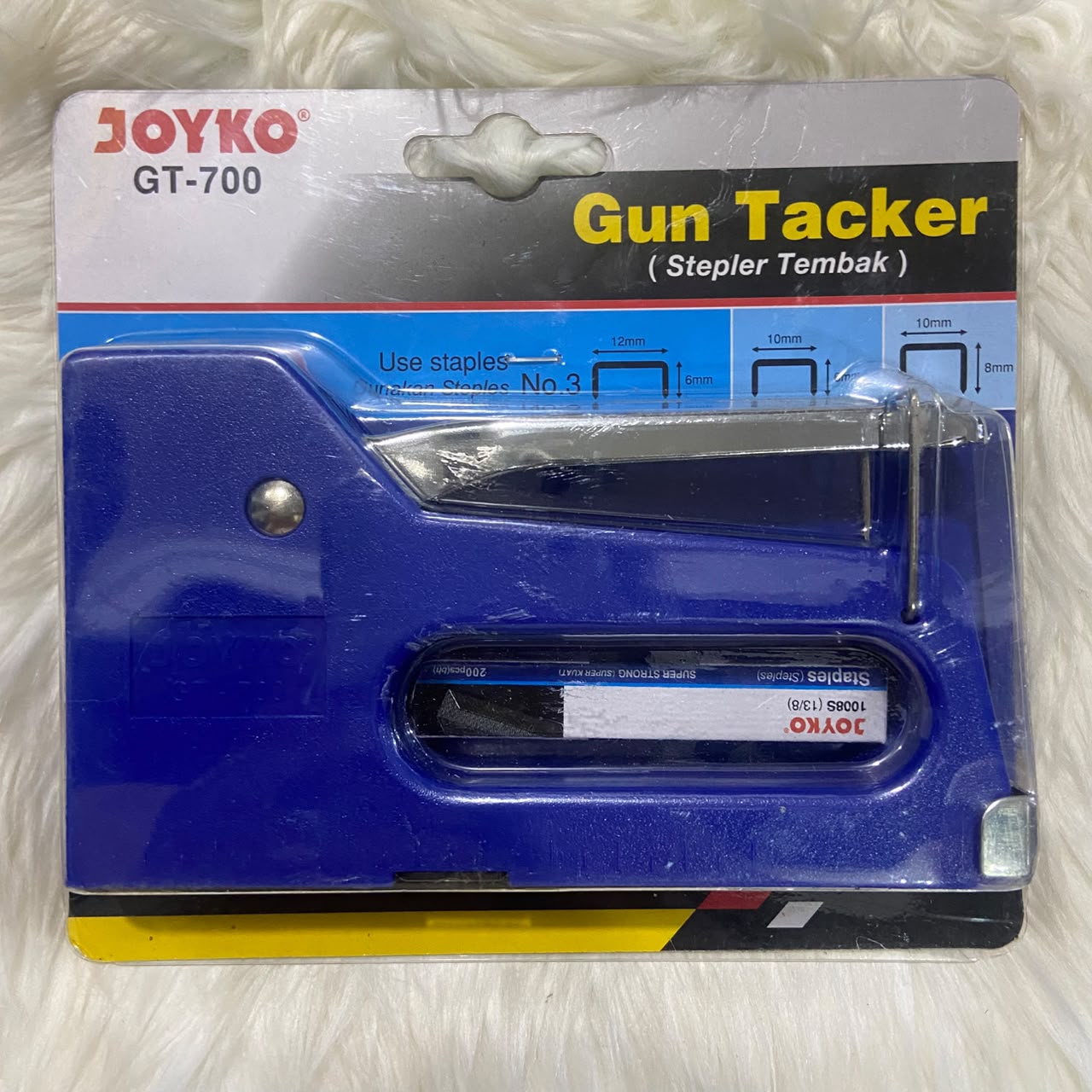 Staples Gun Tacker GT-700